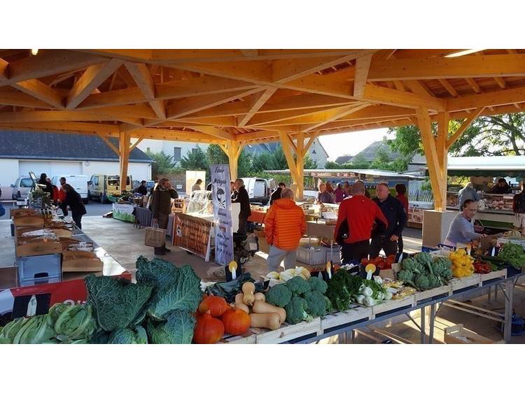 Photo 1 Marché de producteurs à Pierre-Châtel