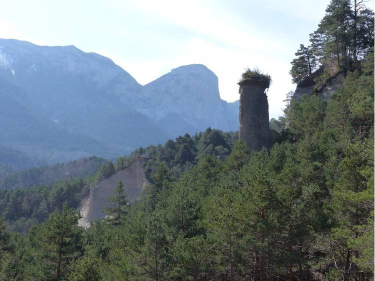 Photo 4 Sentier Pédestre thématique des ruines géologiques du Vieux Pellafol