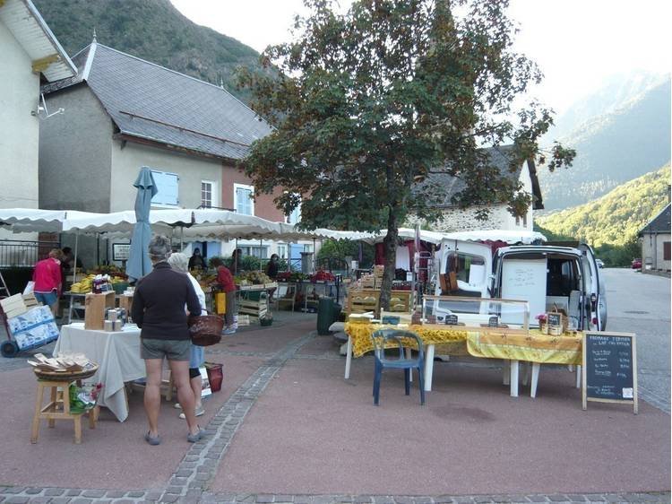 Photo 2 Marché à Entraigues