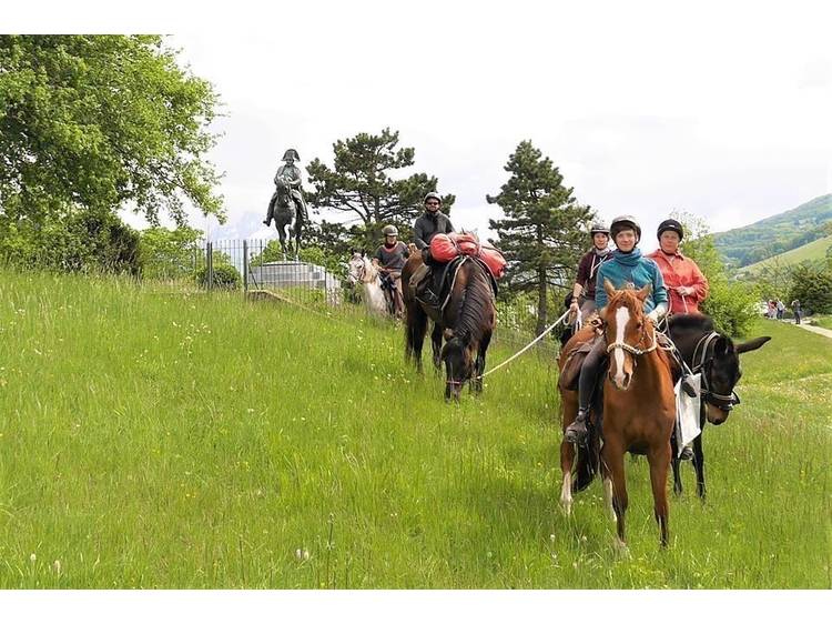 Photo 1 La Route Napoléon à Cheval - en Isère