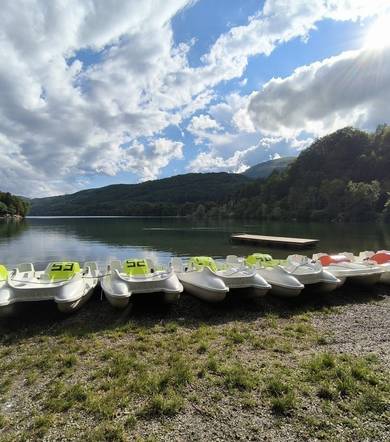 Pédalos sur le Lac de Laffrey