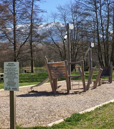 Aire de jeux de l'étang du Crey
