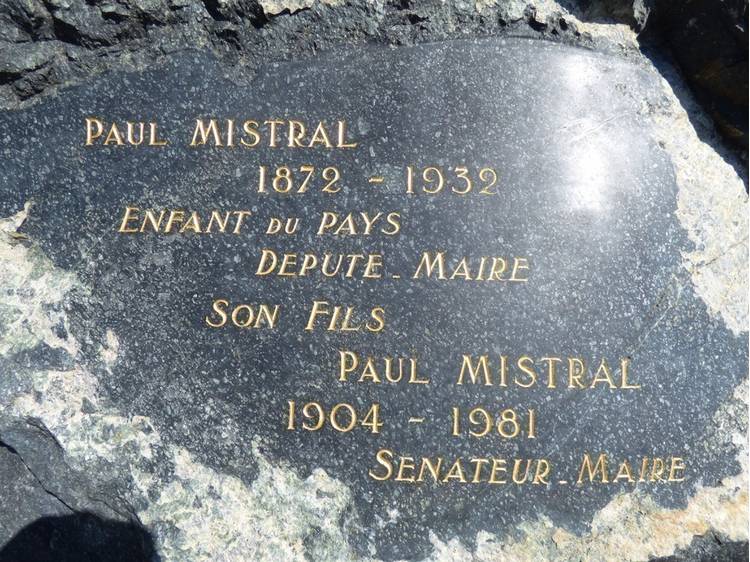 Photo 2 Plaque commémorative de l'enfant du pays, Paul Mistral