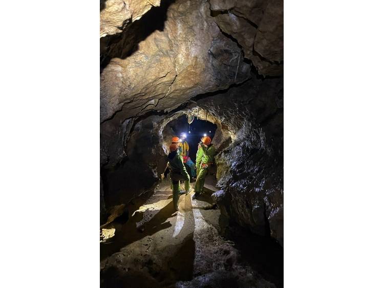 Photo 1 Spéléologie sportive - Grotte de la Résurrection avec Ecrins Spéléo Canyon