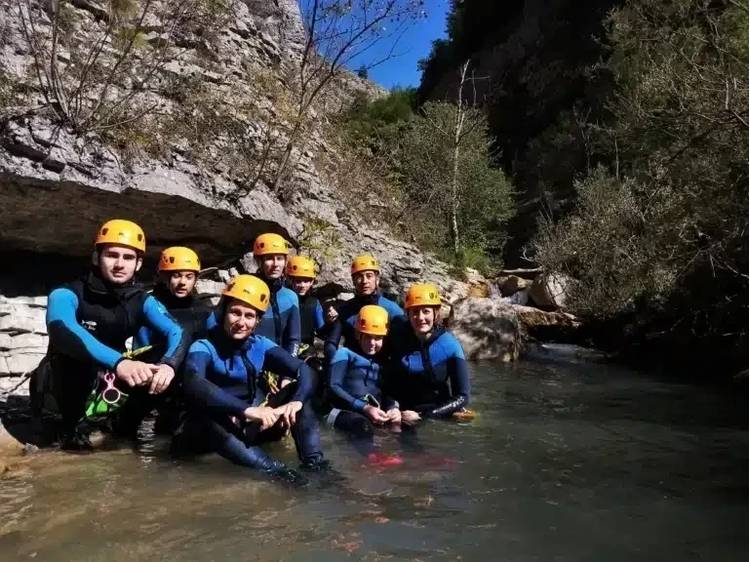 Photo 3 Canyoning découverte - Canyon de Rabou avec Ecrins Spéléo Canyon