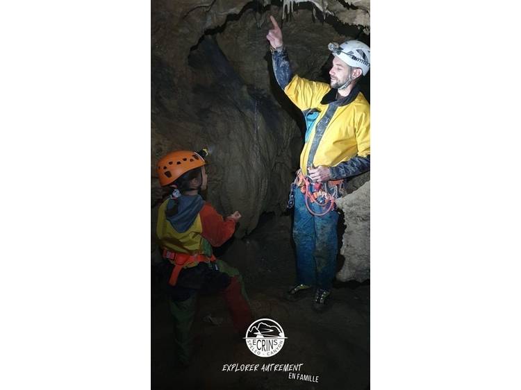 Photo 13 Spéléologie pour tous niveaux avec Écrins Spéléo Canyon