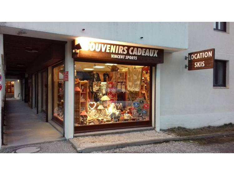 Photo 2 Vincent Sports Souvenirs