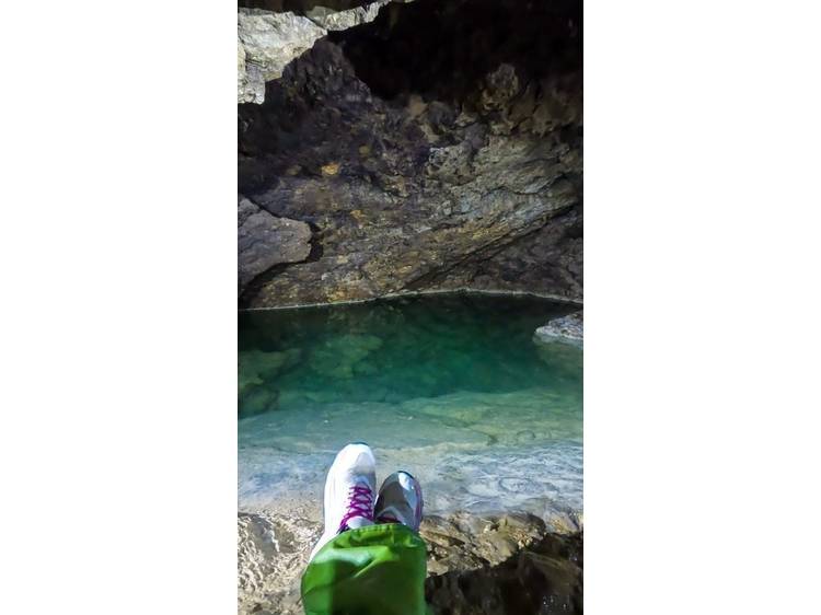 Photo 5 Spéléologie découverte - Grotte du Puits des Bans avec Ecrins Spéléo Canyon