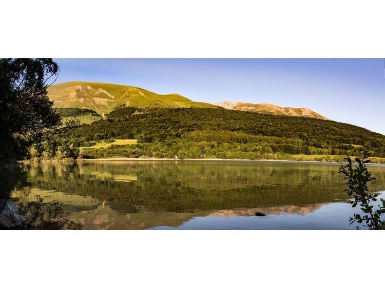 Photo 2 Randonnée pédestre : Le tour du lac Petichet