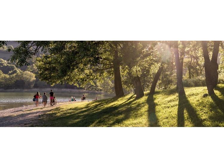 Photo 4 Randonnée pédestre : Le tour du lac Petichet