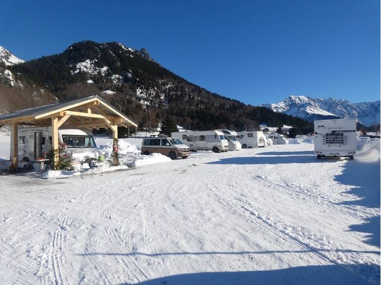 Photo 2 Aire de bivouac camping-car de l'Alpe du Grand Serre