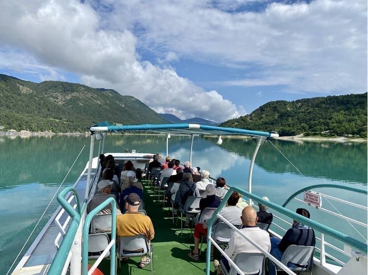 Photo 2 Traversées avec le bateau La MIRA